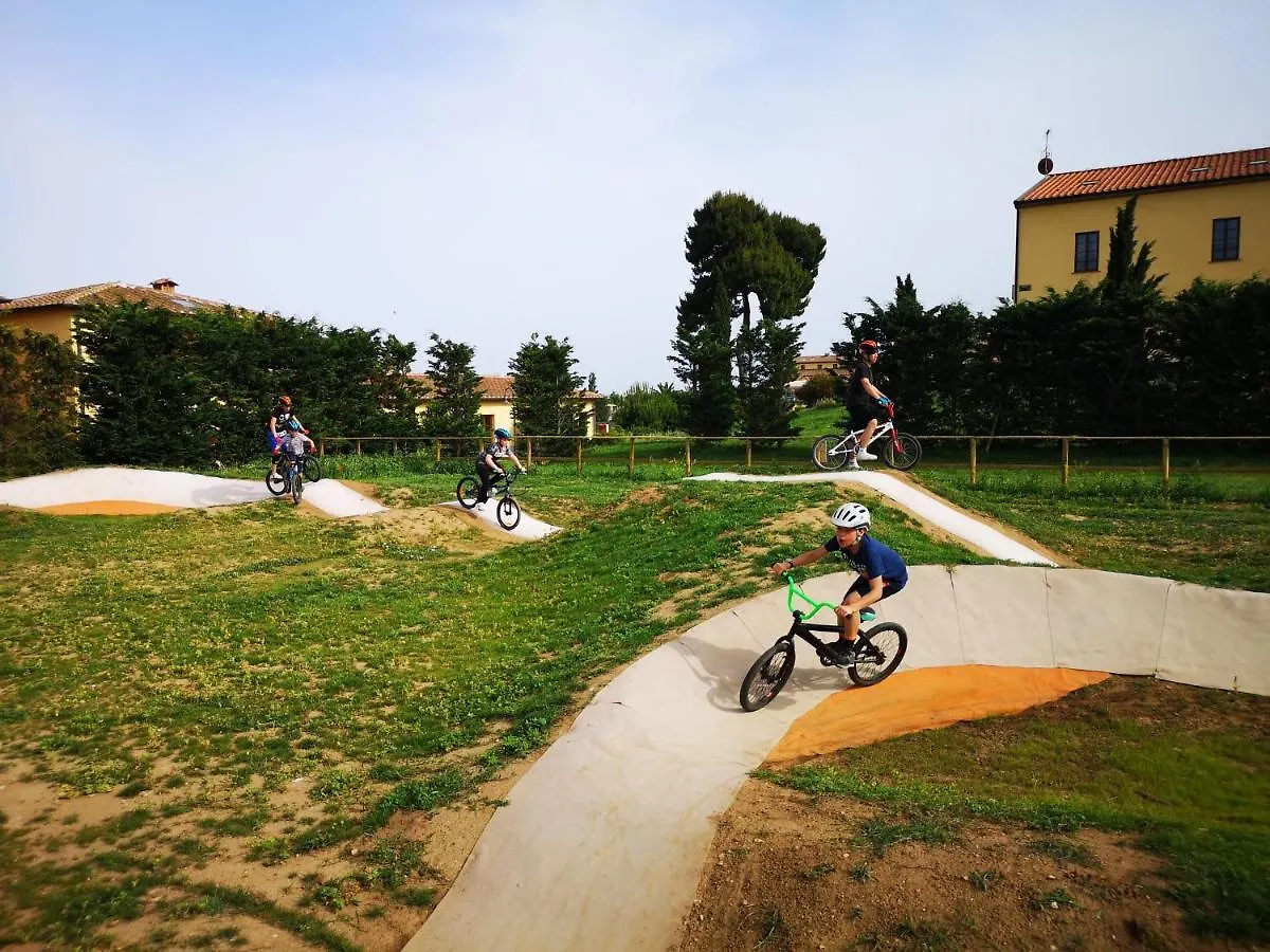 Holiday park Poggio All'Agnello Sport & Active Holidays Populonia